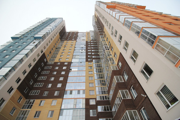 Продам двухкомнатную (2-комн.) квартиру, Строителей ул, 28, Пермь г