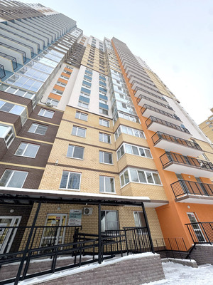 Продам двухкомнатную (2-комн.) квартиру, Строителей ул, 28, Пермь г