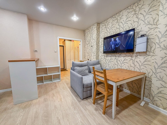 Продам однокомнатную (1-комн.) квартиру, Июльских Дней ул, 1к2, Нижний Новгород г