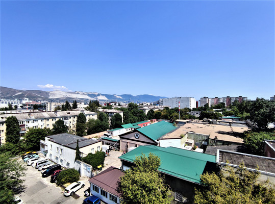 Продам однокомнатную (1-комн.) квартиру, Шиллеровская ул, 7, Новороссийск г