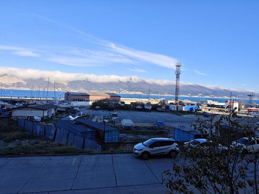 Продам двухкомнатную (2-комн.) квартиру, Суворовская ул, 79, Новороссийск г