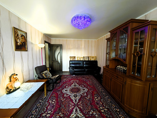 Продам двухкомнатную (2-комн.) квартиру, Суворовская ул, 79, Новороссийск г