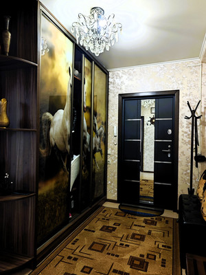 Продам двухкомнатную (2-комн.) квартиру, Суворовская ул, 79, Новороссийск г