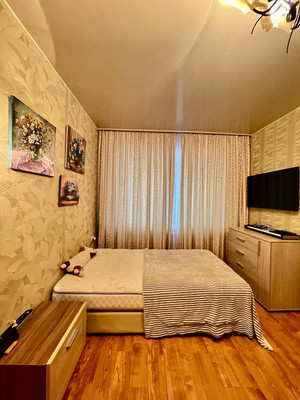 Продам двухкомнатную (2-комн.) квартиру, Мерецкова-Волосова ул, 1, Великий Новгород г