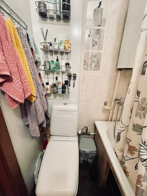 Продам двухкомнатную (2-комн.) квартиру, Мерецкова-Волосова ул, 1, Великий Новгород г