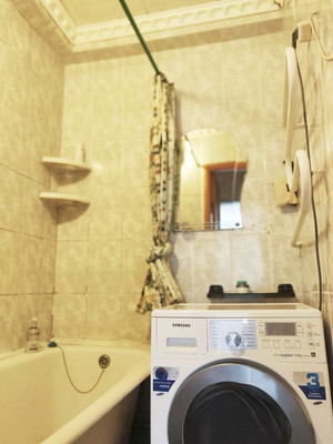 Продам двухкомнатную (2-комн.) квартиру, Звездная ул, 33, Туапсе г