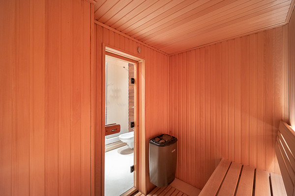 Продам двухкомнатную (2-комн.) квартиру, Воронцовские Пруды ул, 3, Москва г