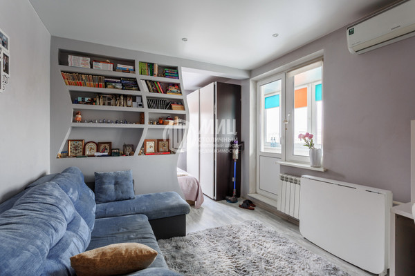 Продам однокомнатную (1-комн.) квартиру, Педагогическая ул, 8, Москва г