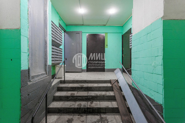 Продам однокомнатную (1-комн.) квартиру, Педагогическая ул, 8, Москва г