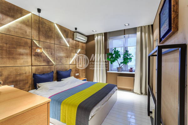 Продам двухкомнатную (2-комн.) квартиру, Яна Райниса б-р, 31, Москва г