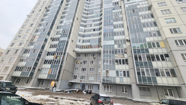 Продам однокомнатную (1-комн.) квартиру, Оптиков ул, 45к2, Санкт-Петербург г