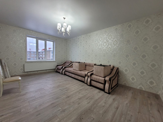 Сдам двухкомнатную (2-комн.) квартиру, Олимпийский б-р, 4к4, Баксан г