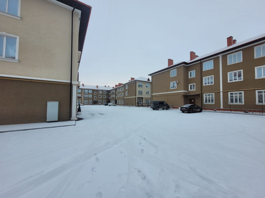 Сдам двухкомнатную (2-комн.) квартиру, Олимпийский б-р, 4к4, Баксан г