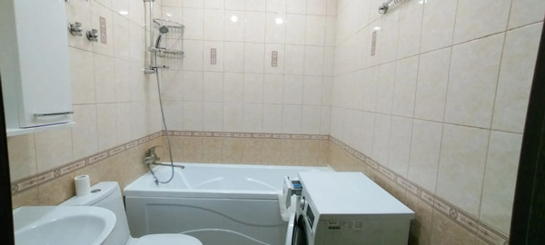 Сдам двухкомнатную (2-комн.) квартиру, Рахманинова (Центральный р-н) пер, 25/13, Сочи г