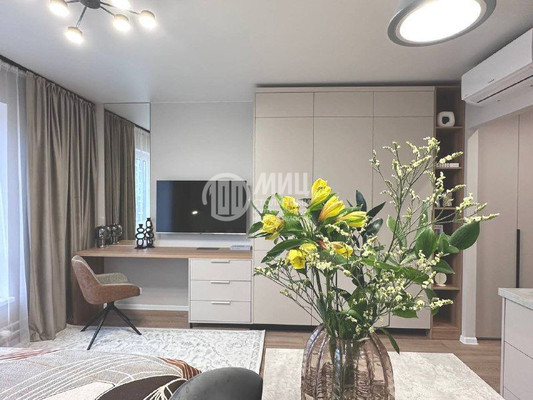 Продам однокомнатную (1-комн.) квартиру, Новомосковская ул, 6к1, Москва г