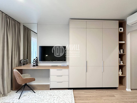 Продам однокомнатную (1-комн.) квартиру, Новомосковская ул, 6к1, Москва г