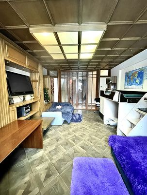 Продам трехкомнатную (3-комн.) квартиру, Весёлая ул, 35, Москва г