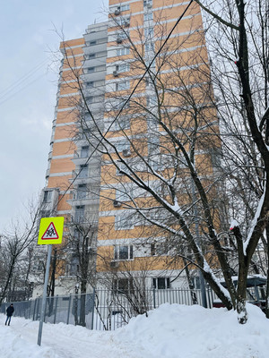 Продам трехкомнатную (3-комн.) квартиру, Весёлая ул, 35, Москва г