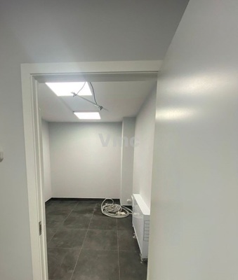 Продам торговое помещение 100 м2, Лобненская ул, 13к2, Москва г