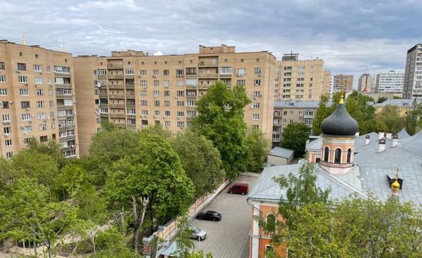 Продам трехкомнатную (3-комн.) квартиру, Олимпийский пр-кт, 10к1, Москва г