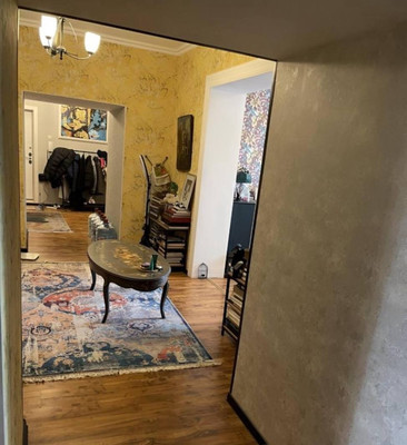 Продам трехкомнатную (3-комн.) квартиру, Олимпийский пр-кт, 10к1, Москва г