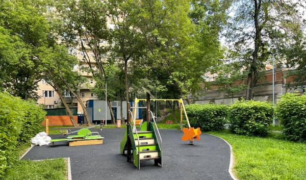 Продам трехкомнатную (3-комн.) квартиру, Олимпийский пр-кт, 10к1, Москва г