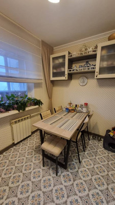 Продам трехкомнатную (3-комн.) квартиру, Кораблестроителей ул, 39в, Санкт-Петербург г