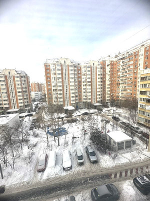 Продам трехкомнатную (3-комн.) квартиру, Марьинский Парк ул, 13, Москва г