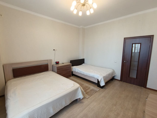 Продам трехкомнатную (3-комн.) квартиру, Ямская ул, 14, Ханты-Мансийск г