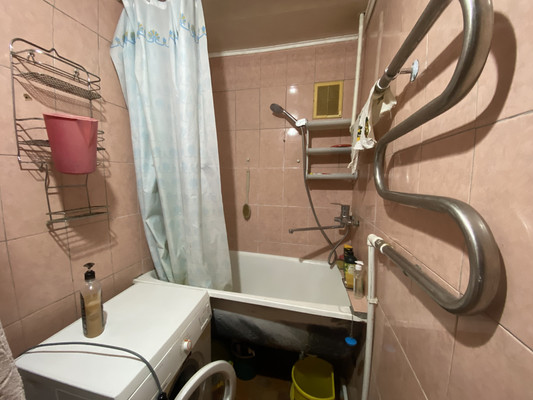 Продам трехкомнатную (3-комн.) квартиру, Коммунистический пр-кт, 46, Ростов-на-Дону г