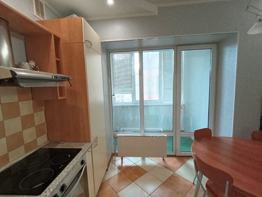 Продам однокомнатную (1-комн.) квартиру, Комсомольская ул, 29, Ханты-Мансийск г