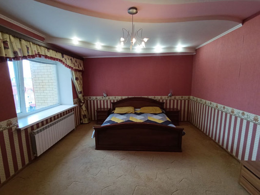 Продам однокомнатную (1-комн.) квартиру, Комсомольская ул, 29, Ханты-Мансийск г