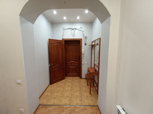 Продам однокомнатную (1-комн.) квартиру, Комсомольская ул, 29, Ханты-Мансийск г