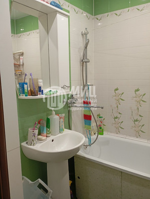 Продам двухкомнатную (2-комн.) квартиру, Недорубова ул, 10, Москва г