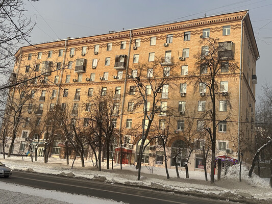 Продам трехкомнатную (3-комн.) квартиру, Трофимова ул, 31, Москва г