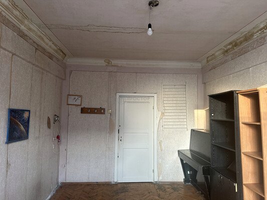 Продам трехкомнатную (3-комн.) квартиру, Трофимова ул, 31, Москва г