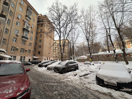 Продам трехкомнатную (3-комн.) квартиру, Трофимова ул, 31, Москва г