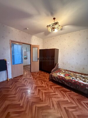 Продам двухкомнатную (2-комн.) квартиру, Бескудниковский б-р, 17к1, Москва г