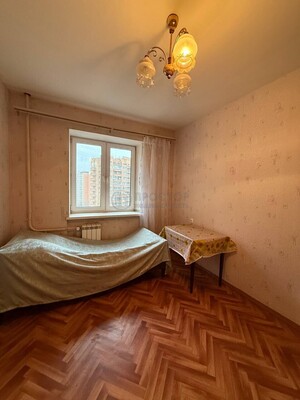 Продам двухкомнатную (2-комн.) квартиру, Бескудниковский б-р, 17к1, Москва г