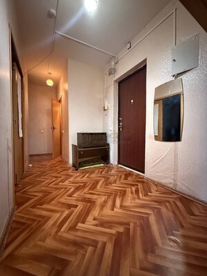 Продам двухкомнатную (2-комн.) квартиру, Бескудниковский б-р, 17к1, Москва г