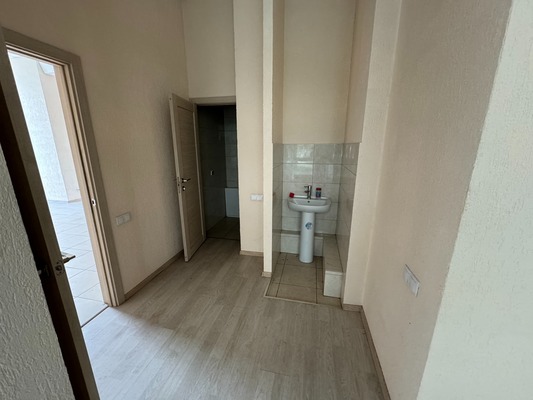 Продам коммерческое помещение 120 м2, Матвеевская ул, 11, Москва г