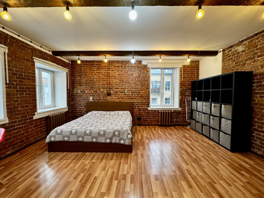 Продам однокомнатную (1-комн.) квартиру, 3-я В.О. линия, 36, Санкт-Петербург г