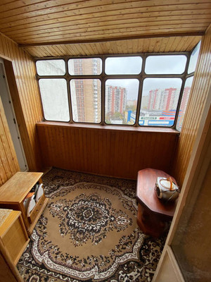 Продам трехкомнатную (3-комн.) квартиру, Новокосинская ул, 17к3, Москва г