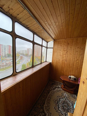 Продам трехкомнатную (3-комн.) квартиру, Новокосинская ул, 17к3, Москва г