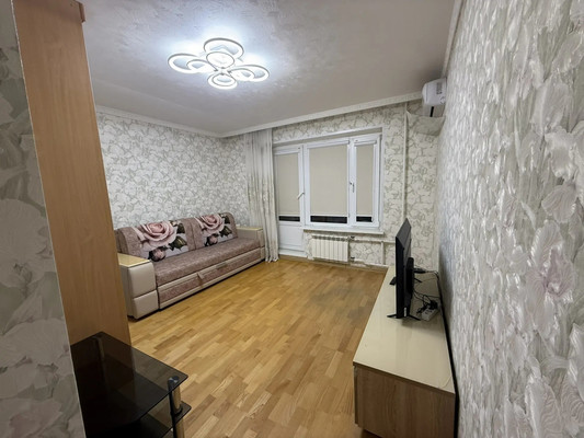 Продам двухкомнатную (2-комн.) квартиру, Дубнинская ул, 20к1, Москва г