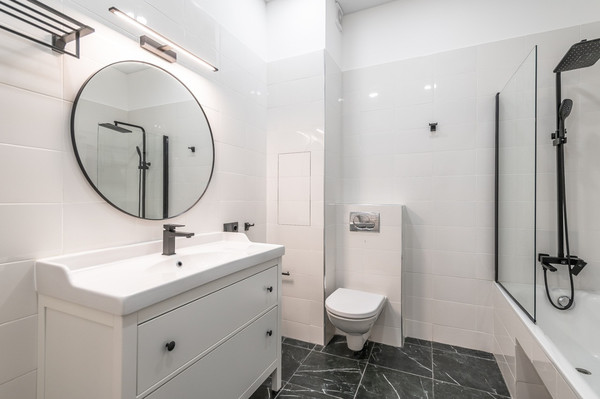 Продам трехкомнатную (3-комн.) квартиру, Дмитровка Б. ул, 7/5, Москва г