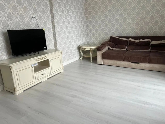 Сдам однокомнатную (1-комн.) квартиру, Новороссийская ул, 111, Армавир г