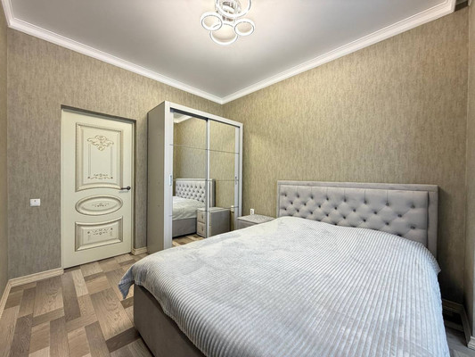 Продам трехкомнатную (3-комн.) квартиру, Оранжерейная ул, 7кА, Нальчик г