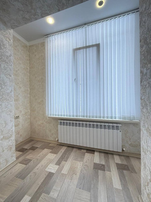 Продам трехкомнатную (3-комн.) квартиру, Оранжерейная ул, 7кА, Нальчик г