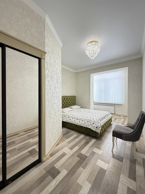 Продам трехкомнатную (3-комн.) квартиру, Оранжерейная ул, 7кА, Нальчик г